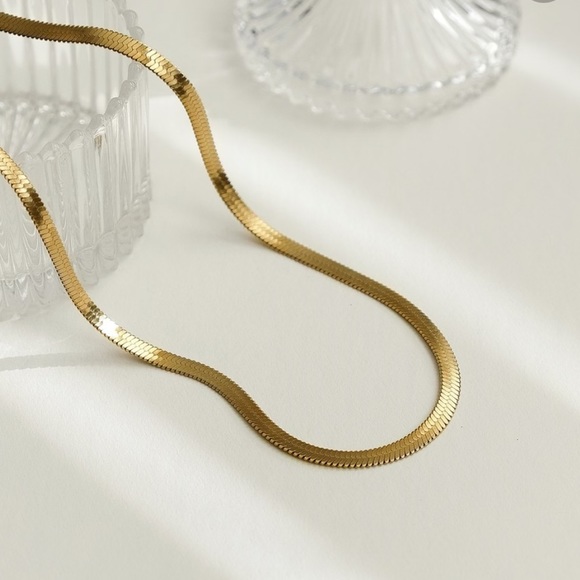 Herringbone Snake Necklace | Gold Plated Stainless Steel - Picture 2 of 2
